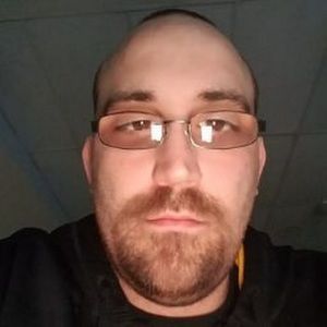 Meet your Posher, Adam